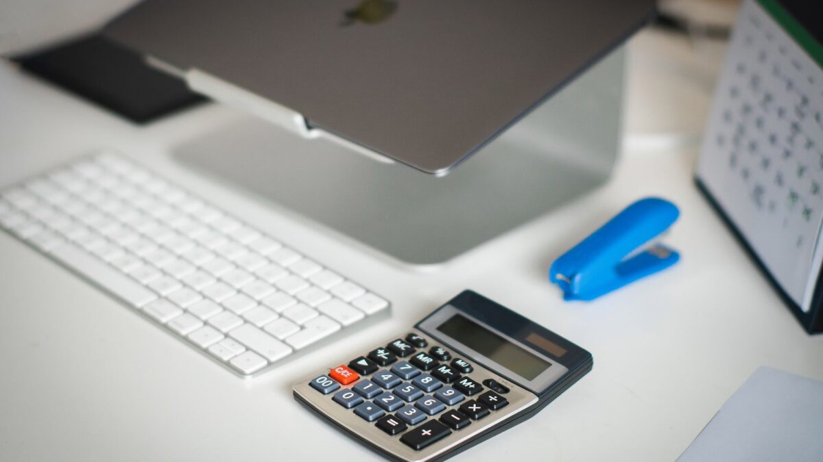 Calendario fiscal 2026: las claves para que autónomos y pymes no pierdan ni un plazo