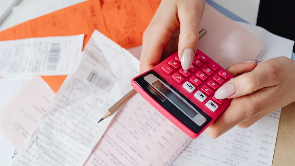 Veri*Factu y cotización real: las novedades fiscales de 2026 que autónomos y pymes no deben dejar para diciembre