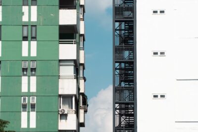 Comunidades de propietarios y Hacienda: cuándo declarar (184, 347, retenciones e IVA)
