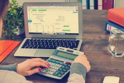 Cerrar el ejercicio contable: el checklist para llegar tranquilo al Impuesto de Sociedades