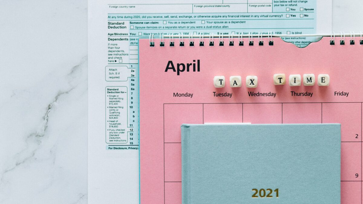 El embudo fiscal de fin de año: por qué autónomos y pymes concentran tantos modelos en pocas semanas