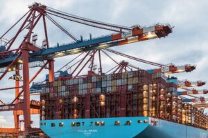IVA intracomunitario: cómo comprar y vender en la UE sin sustos (ROI, 349 y autorrepercusión)