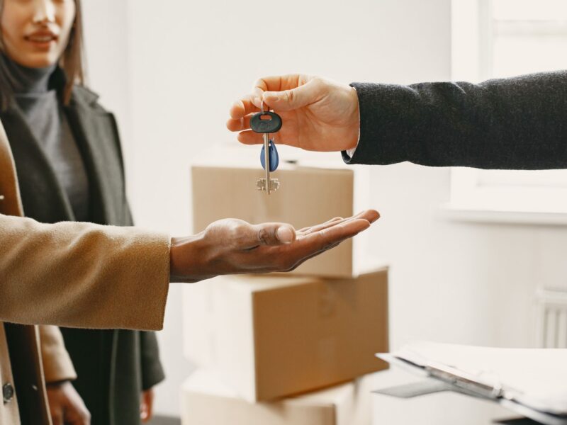 Affittare un immobile in Spagna: le tasse per proprietari residenti e non residenti