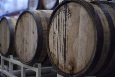 Aguardiente, impuestos y pueblo: lo que España se juega con sus espirituosas